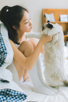 把她日出水了好紧太爽了(胡徽东)